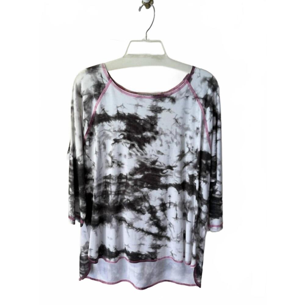 NEW SNOSKINS women's tie dye hi-lo top in white/grey/pink